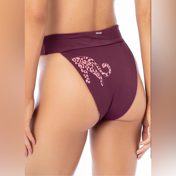 Maaji Women's Standard Rise/High Leg Bottom Medium - Picture 2 of 7